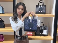 -首创奥特莱斯(西安店)