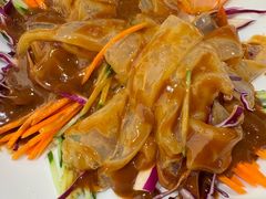 -锅飘飘·东北铁锅炖(雨花客厅店)