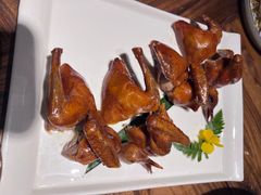 脆皮乳鸽-燕郊烧鸽子(和众店)
