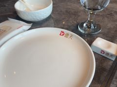 -德天肥牛海鲜火锅(城西银泰店)