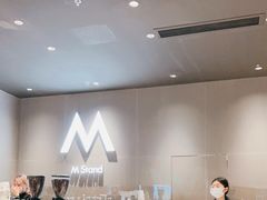 -M Stand(港汇恒隆广场店)