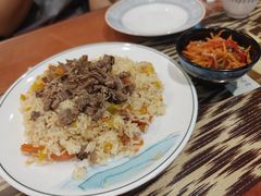 手抓饭-新疆伊宁远征餐厅