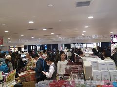 -关西国际机场直营免税店