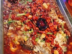 -路边边地标烧烤·川菜·小龙虾·音乐酒馆(良乡长虹店)