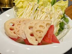 -鹏鹏虾庄·创新土鸡火锅(坪山高铁站店)