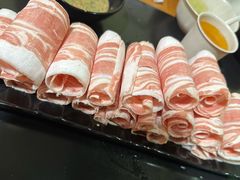 -果松木炭酸菜铜火锅·外婆参鸡汤