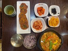 -釜山豚骨汤饭(芝罘万达广场店)