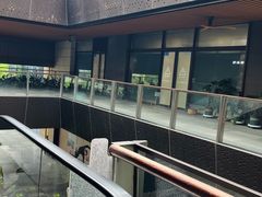 -瑞虹新天地月亮湾
