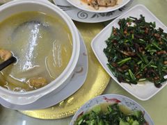 -始于2011柳周农家菜沙田柚美食店(东大街店)