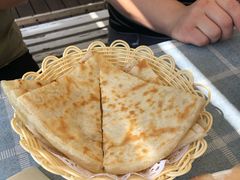 鸡油葱花饼-Local泰莲庭(虹鳟鱼店)