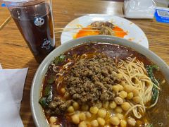 -丁丁猫重庆小面(徐州路店)
