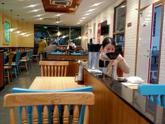 大堂-小杨生煎(龙阳广场店)