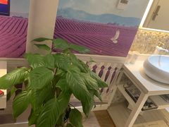 -艺漫酒店(苏州寒山寺狮山路地铁站店)