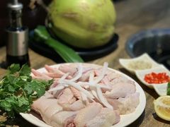 -润泽园椰子鸡(汇一城店)