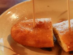 -Cuc Gach Quan Restaurant