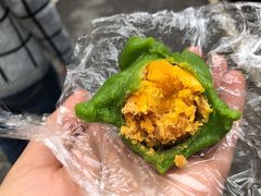 蛋黄肉松青团-许阿姨糕团店(南京总店)