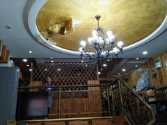 大堂-老东镇啤酒屋海鲜加工·蒸汽海鲜·海鲜烧烤(台东店)