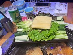 -山河屯铁锅炖·非遗东北菜(南山店)