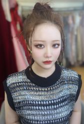点击看大图 -爱伊人婚纱礼服美妆馆