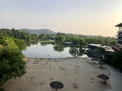 -上海佘山世茂艾美酒店