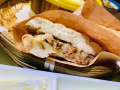 肉夹馍-秦唐一号西安菜馆(钟楼店)