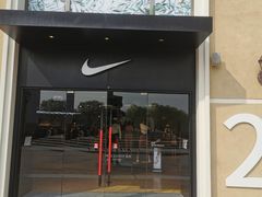-NIKE品牌体验店(北京蓝色港湾店)