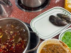 -四囍码头海鲜烧烤自助火锅(外滩南京东路悦荟广场店)