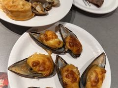 -山焱·炭火自助烤肉(周浦万达店)