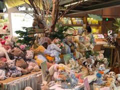 -半山书局(新世纪商城店)