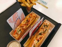 缅因州龙虾卷-Pinchy's Lobster & Champagne Bar