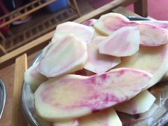 红心土豆-宏宏无烟石板烧烤