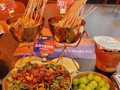 -何师烧烤Pro ·江湖川菜·小龙虾·精酿(太古里旗舰店)