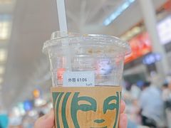 -星巴克(上海虹桥站2A检票口)