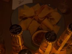 -FOUR PLAY BAR