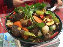 -乡土特色.冷锅鱼.牦牛肉汤锅
