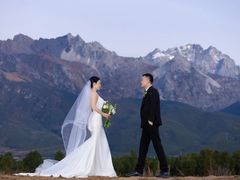 -爱我旅拍婚纱摄影(大理店)