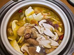 -菌彩云南野生菌火锅(万达广场店)