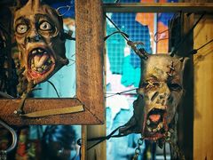 -席娜卡琳火车铁道夜市