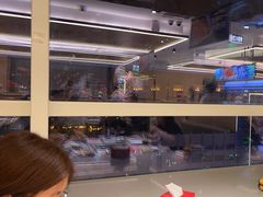 -海底捞火锅(振华广场生日主题店)