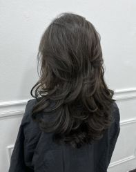-藤野造型•烫染专业店