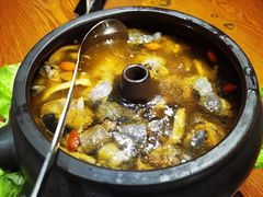 -老滇山寨•云南特色菜•地方菜•民族风情歌舞表演(金碧店)