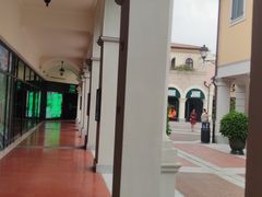 -佛罗伦萨小镇广佛名品奥特莱斯(疏港路店)