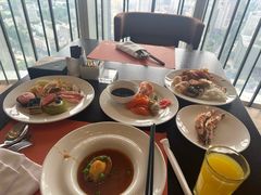 -洲际酒店·地平线全日餐厅HORIZON CAFÉ