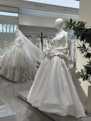-南京宝娜嫁衣婚纱礼服馆(中央路店)