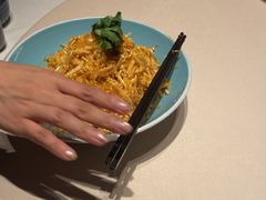 -八府香鸭·啫啫煲(华山路店)