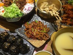 小木屋烤肉-冰川延边料理·炭烤串(原小木屋店)