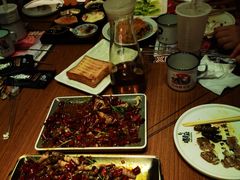 -喝丢一只鞋辣炒海鲜小烧烤(三八广场店)