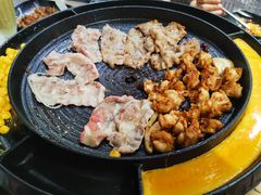 -三国惹火烤肉·中日韩烤肉集合店(百草路店)