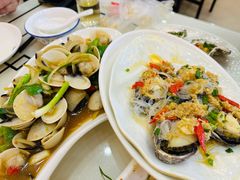 -覃记海鲜美食餐厅