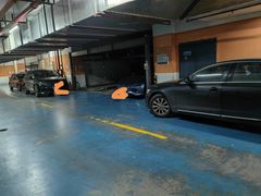 -绿地东海岸-地下停车场